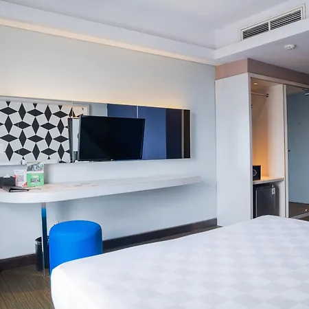 Crown Prince Hotel Surabaya Managed By Midtown Indonesia-3