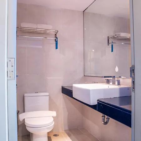 Crown Prince Hotel Surabaya Managed By Midtown Indonesia-2